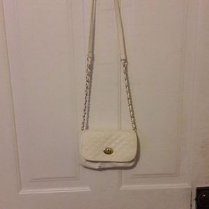 I'm selling a chained purse